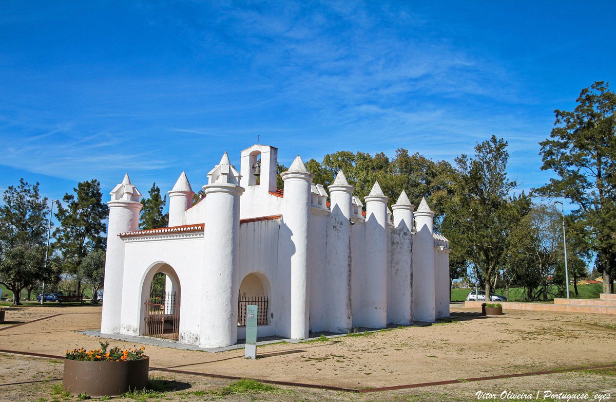 Ermida de Santo André - Beja - Portugal (53005584780).jpg
