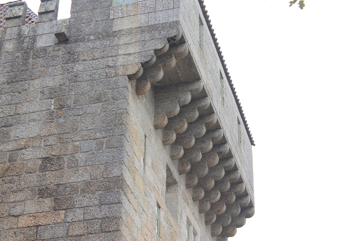 Exterior view of Paço dos Duques de Bragança (Guimarães) 10.jpg