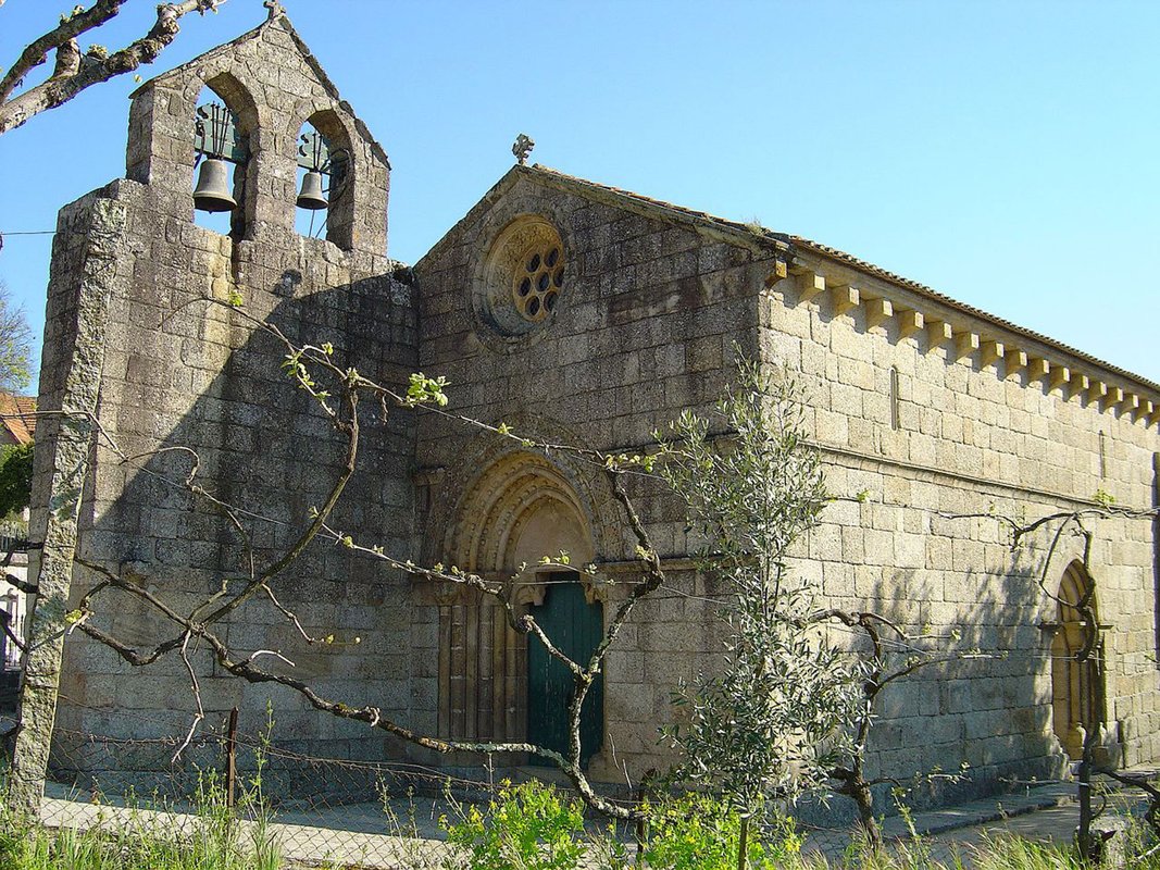 Igreja Matriz de Tabuado - Portugal (117114686).jpg