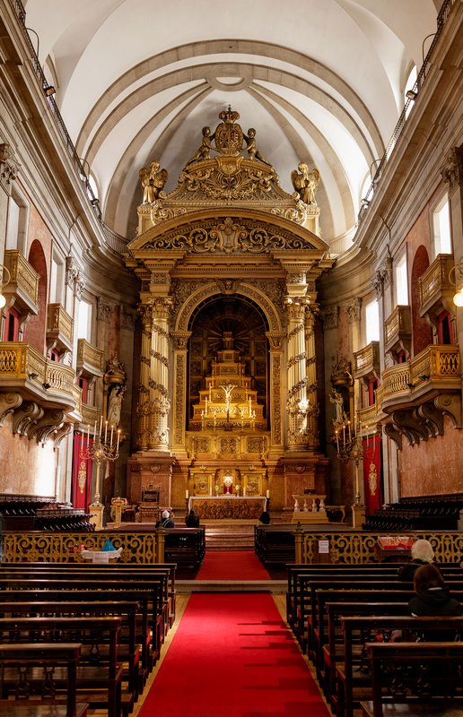 Igreja da Trindade por Rodrigo Tetsuo Argenton.jpg