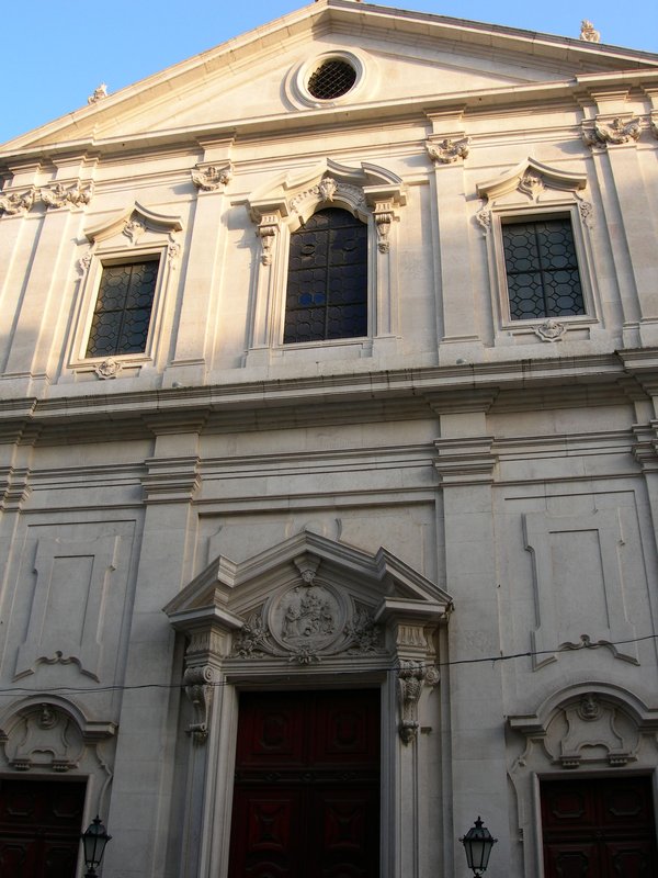 Igreja de Nossa Senhora dos Mártires (Lisboa).jpg
