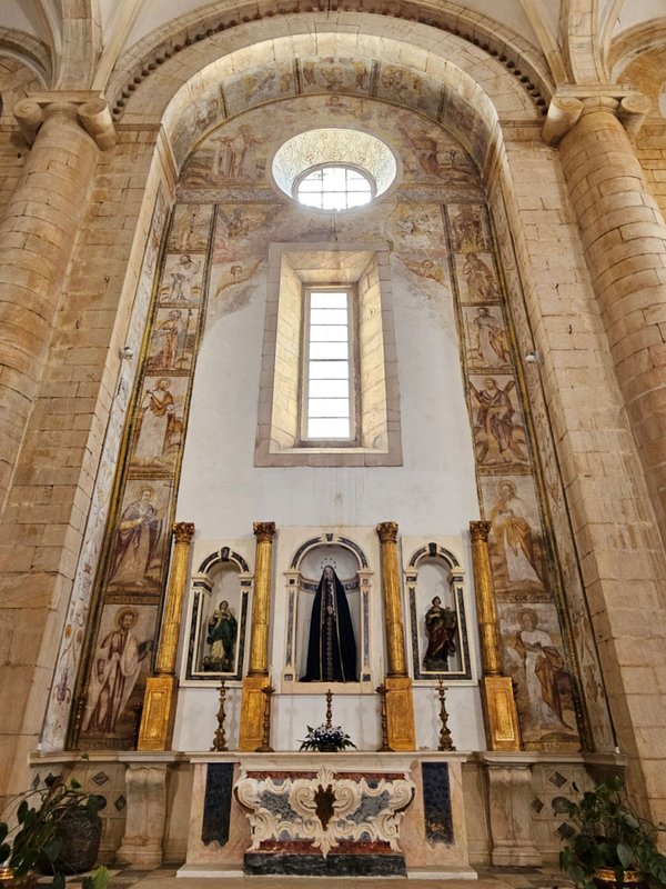 Igreja de Santa Maria (Estremoz) 10.jpg