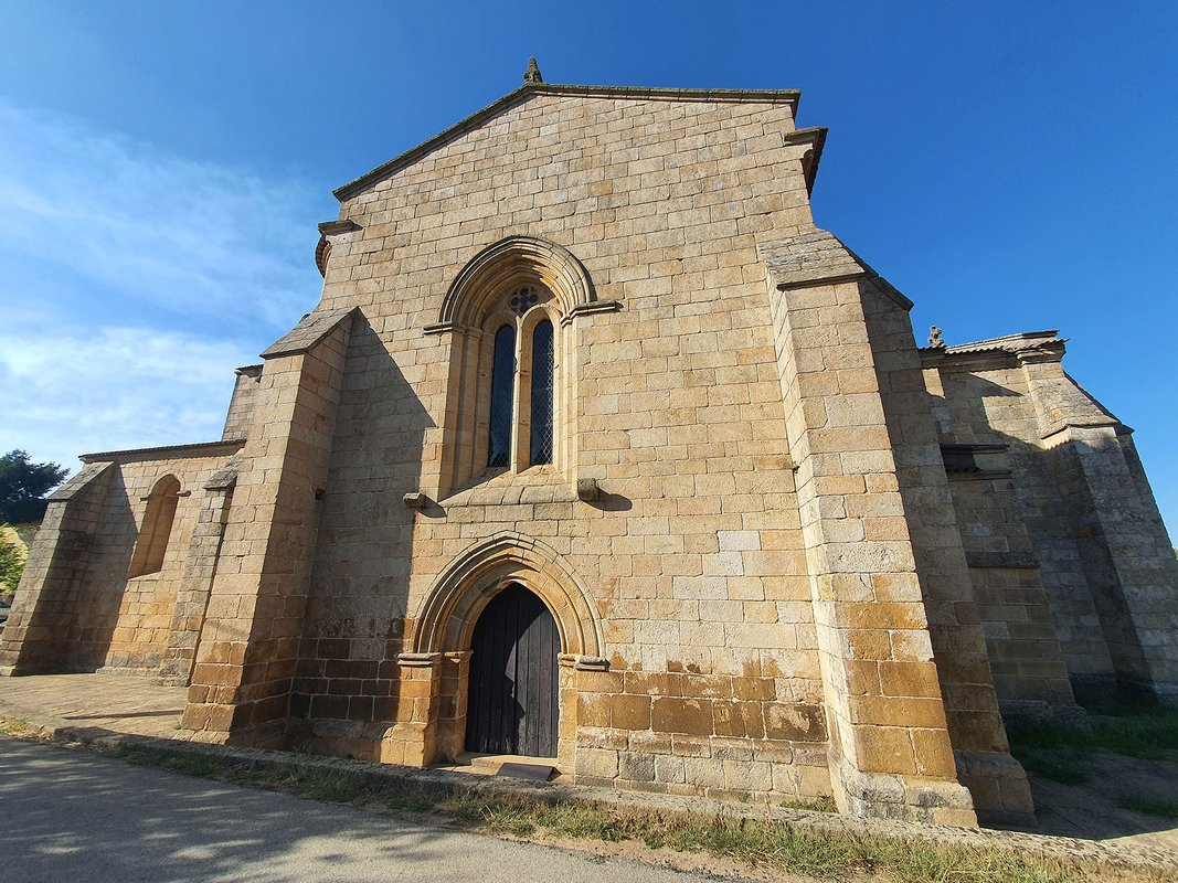 Mosteiro de Santa Maria de Aguiar (3).jpg