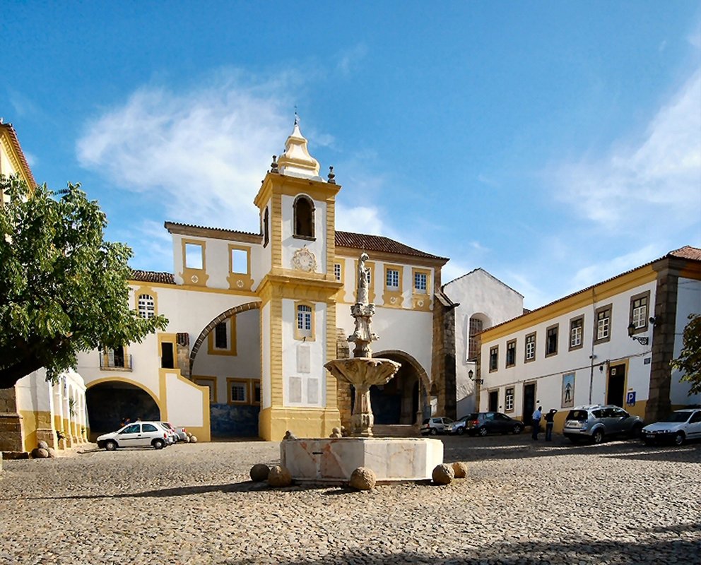 Mosteiro de Sao Bernardo (Portalegre).jpg
