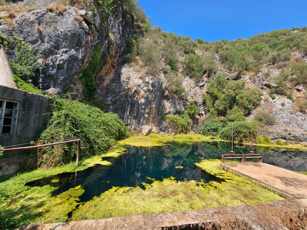 Nascente do Rio Almonda, Almonda, Zibreira, Casais Martanes, Pedogão, Torres Novas 08.jpg