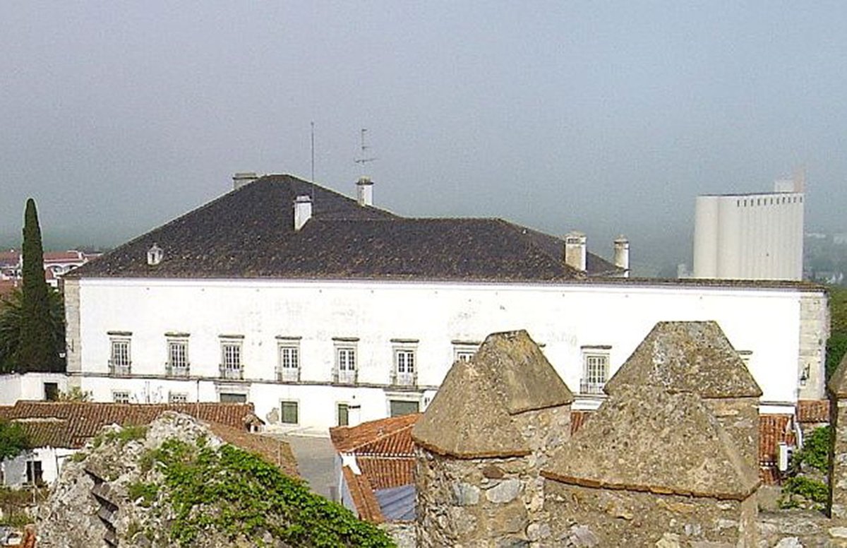 Palácio dos Condes de Ficalho Serpa 01.jpg