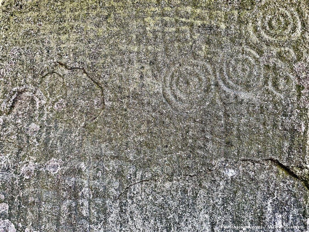 Pedra Escrita de Serrazes - Portugal (50750586542).jpg