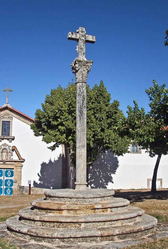 Santuário de Sacaparte - Portugal (15697569513) (cropped).jpg