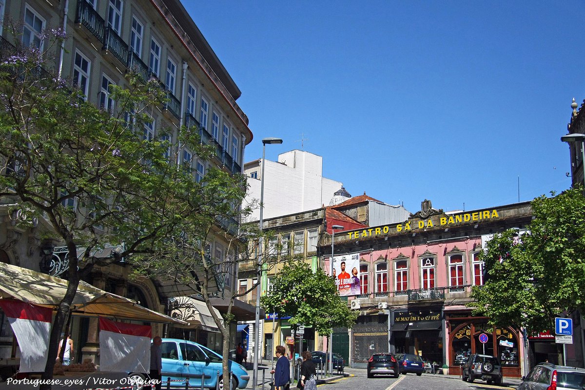 Teatro Sá da Bandeira - Porto - Portugal (34430741963).jpg