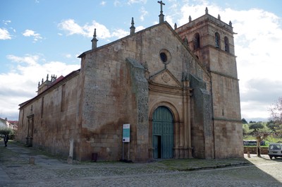 Igreja Matriz de Almendra