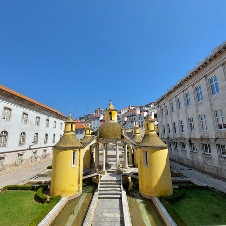 Antigo claustro da Manga do Mosteiro de Santa Cruz 05 - Vista Superior.jpg