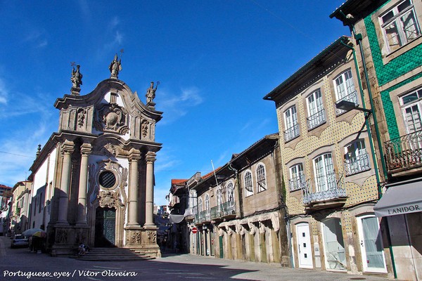 Capela Nova - Vila Real - Portugal (50442144597).jpg