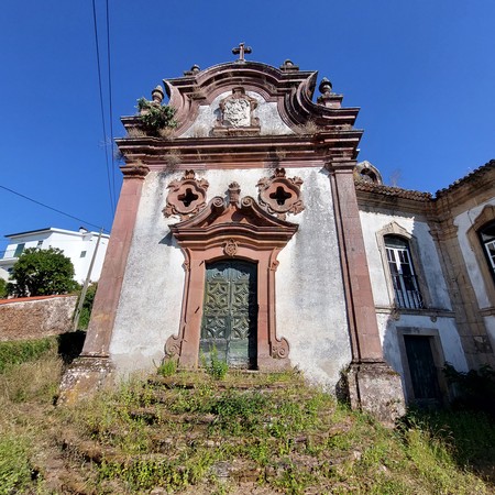 Capela de Santa Rita, junto à Casa do Lopes Quaresma, em Fiscal, Lousã - Foto 05.jpg
