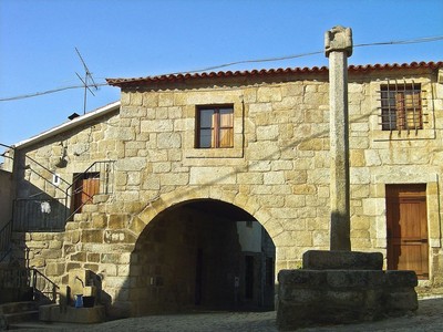 Antigos Paços do Concelho de Rio de Moinhos