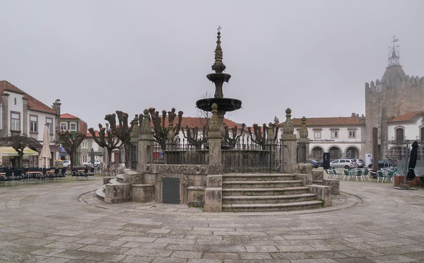 Chafariz do Terreiro in Caminha (1).jpg