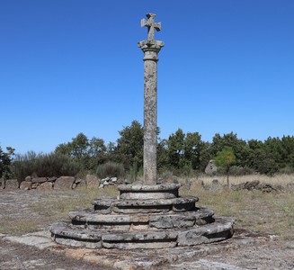 Cruzeiro de Aldeia da Ponte