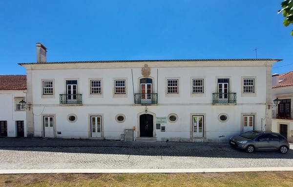 Fachada principal da Casa dos Gorjões.jpg