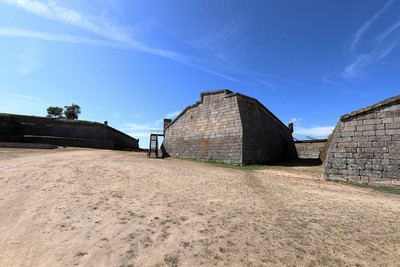 Muralhas da Praça de Almeida