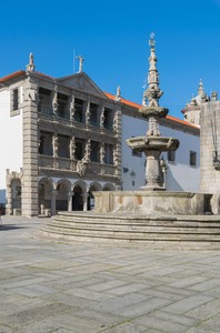 Chafariz da Praça da Rainha