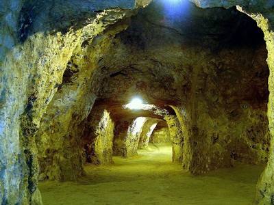 Grutas existentes na freguesia de Lapas