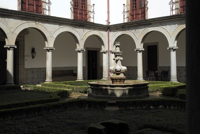 Mosteiro de Santa Marinha da Costa