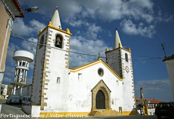 Igreja Matriz de Montalvão - Portugal (6473250589).jpg