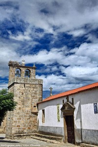 Igreja matriz de Salvaterra do Extremo
