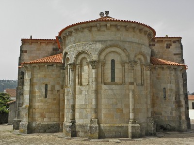 Igreja de São Pedro de Rates