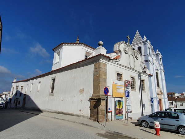 Igreja da Misericórdia e Igreja de São João de Deus Montemor-o-Novo.jpg