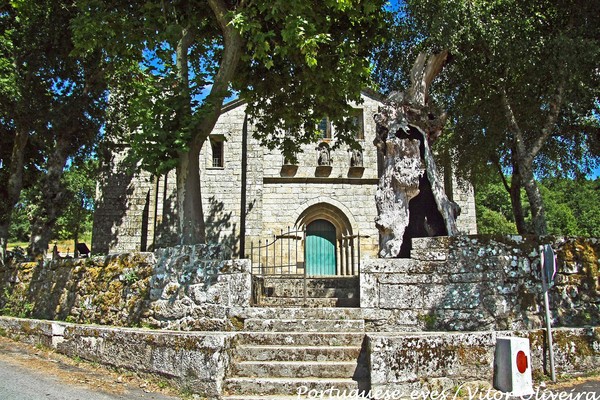 Igreja de Santa Maria de Fiães - Portugal (7769287112).jpg