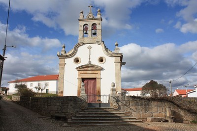 Igreja paroquial de Avantos