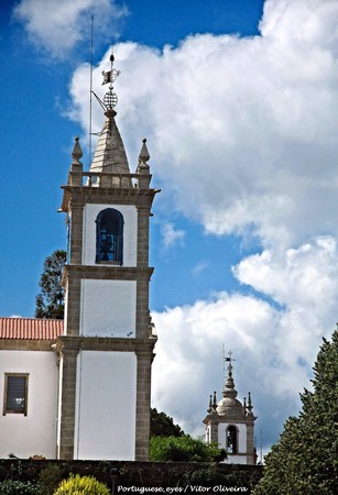 Igreja do Espírito Santo - Arcos de Valdevez - Portugal (48413769061).jpg