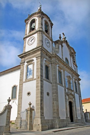 Lordelo do Ouro-Igreja de S. Martinho de Lordelo (2).jpg
