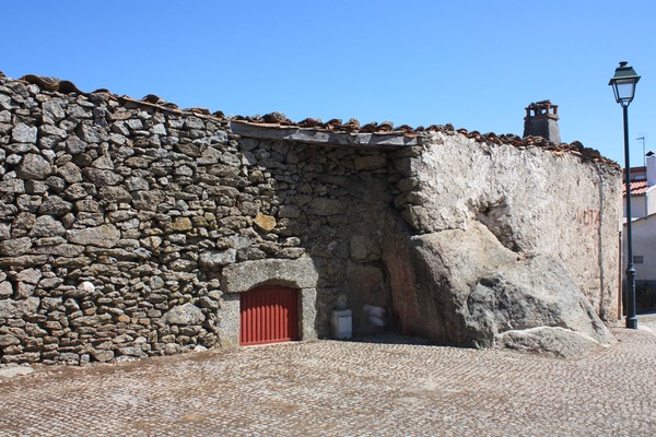 Muralha de Bemposta - Bemposta, Mogadouro, Bragança - 28.jpg