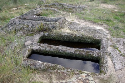 Sepulturas escavadas na rocha Malpartida