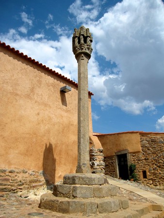 Pelourinho de Castelo Rodrigo.jpg