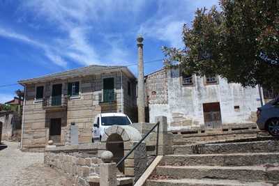 Pelourinho de Linhares