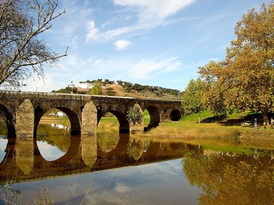Ponte sobre a Ribeira Grande
