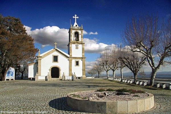 Santuário de Nossa Senhora da Esperança - Vila Nova da Rainha - Portugal (28346601897).jpg
