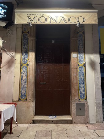 Tabacaria Mónaco 01.jpg