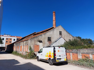 Fábrica Lusitana de Vidros Angolana