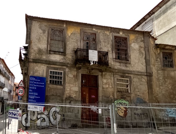 Prédio na Rua de São Miguel