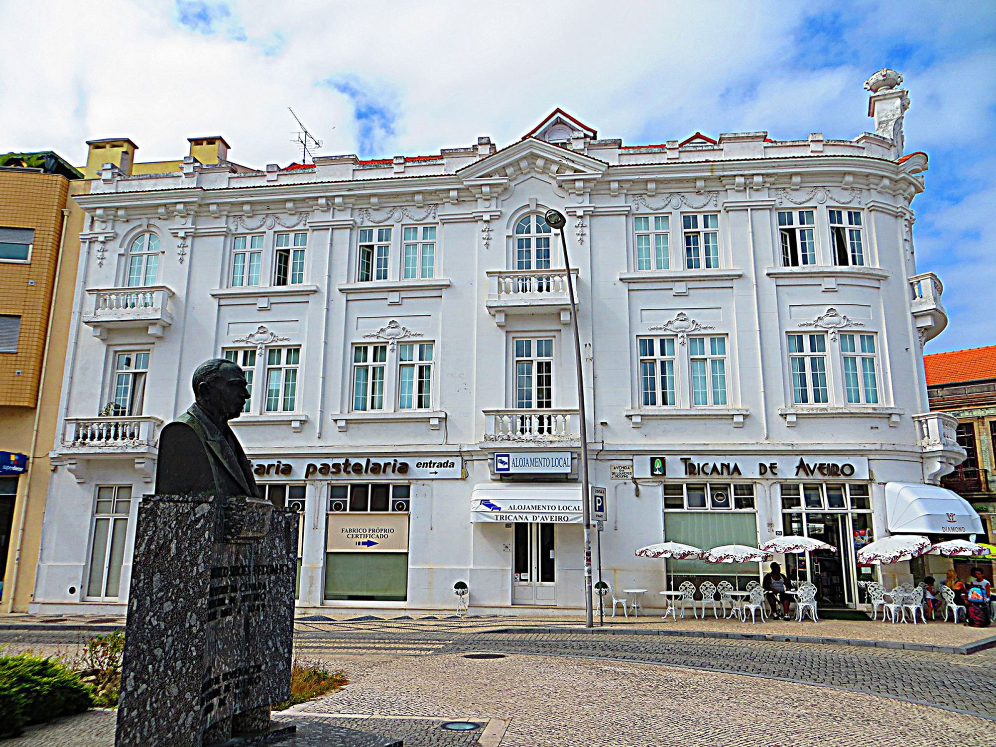 Av. Dr. Lourenco Peixinho - panoramio (1).jpg