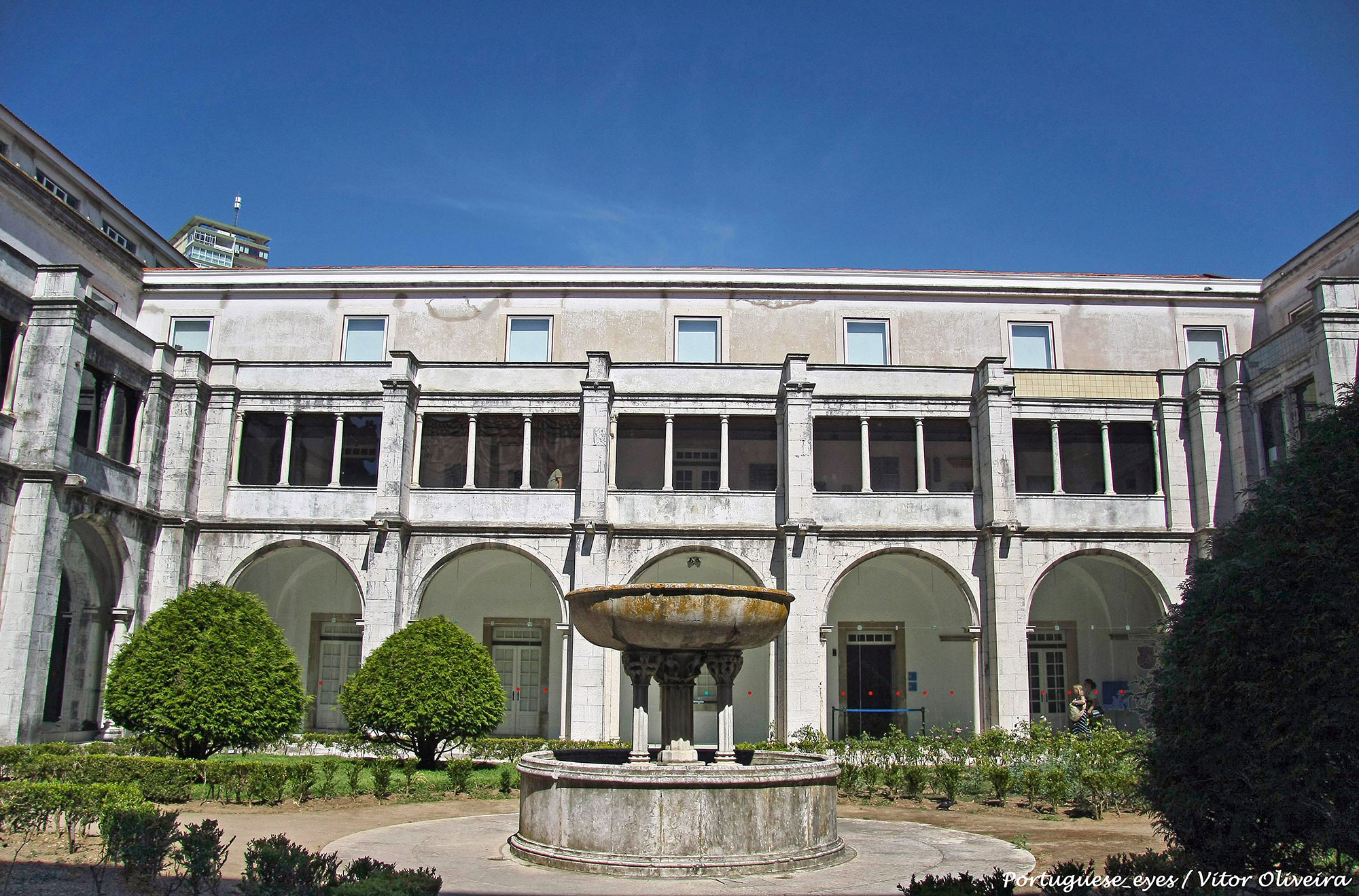 Convento da Madre de Deus - Lisboa - Portugal (42445984610).jpg