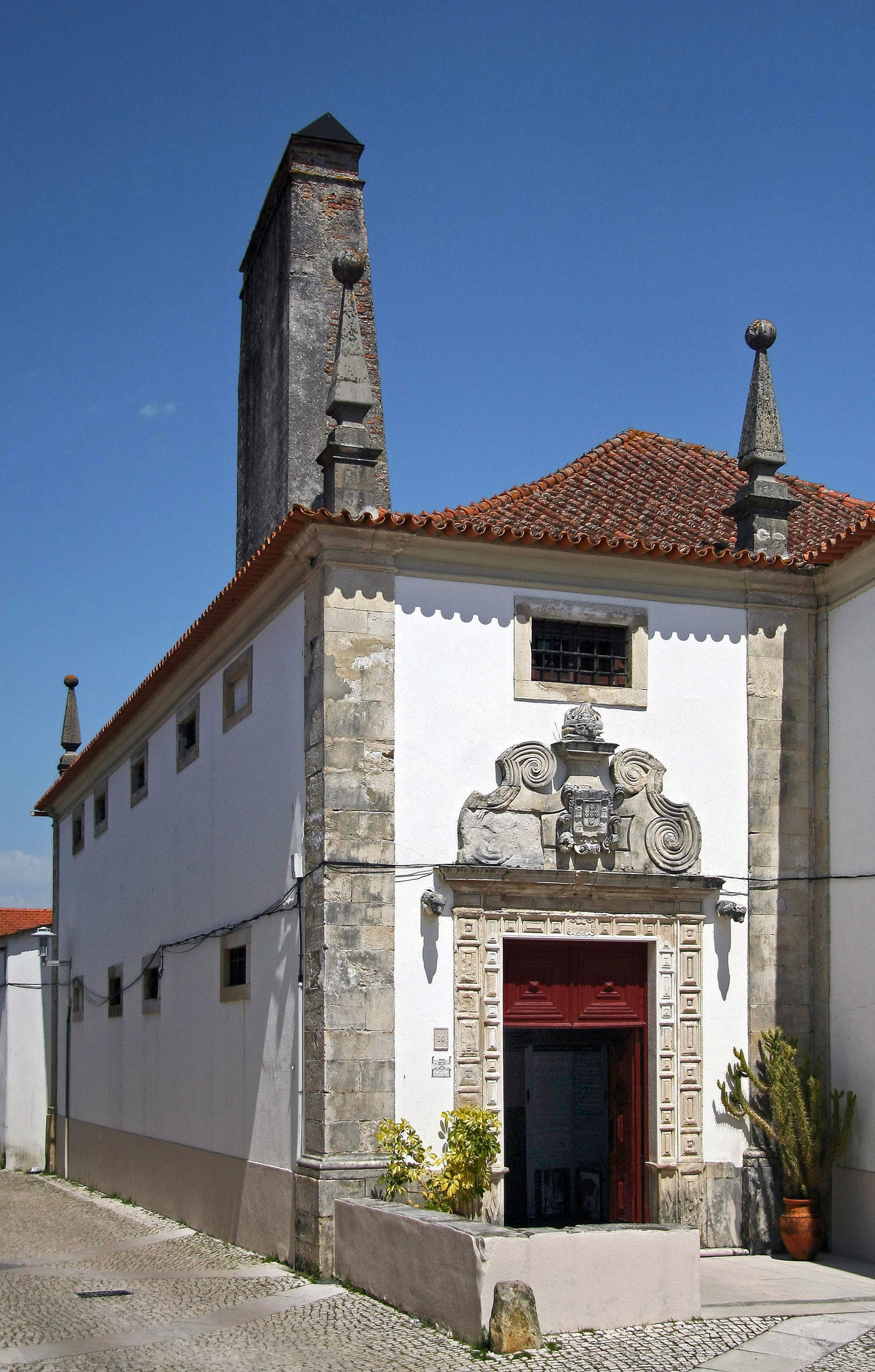 Convento do Louriçal - Portugal (29148195048).jpg