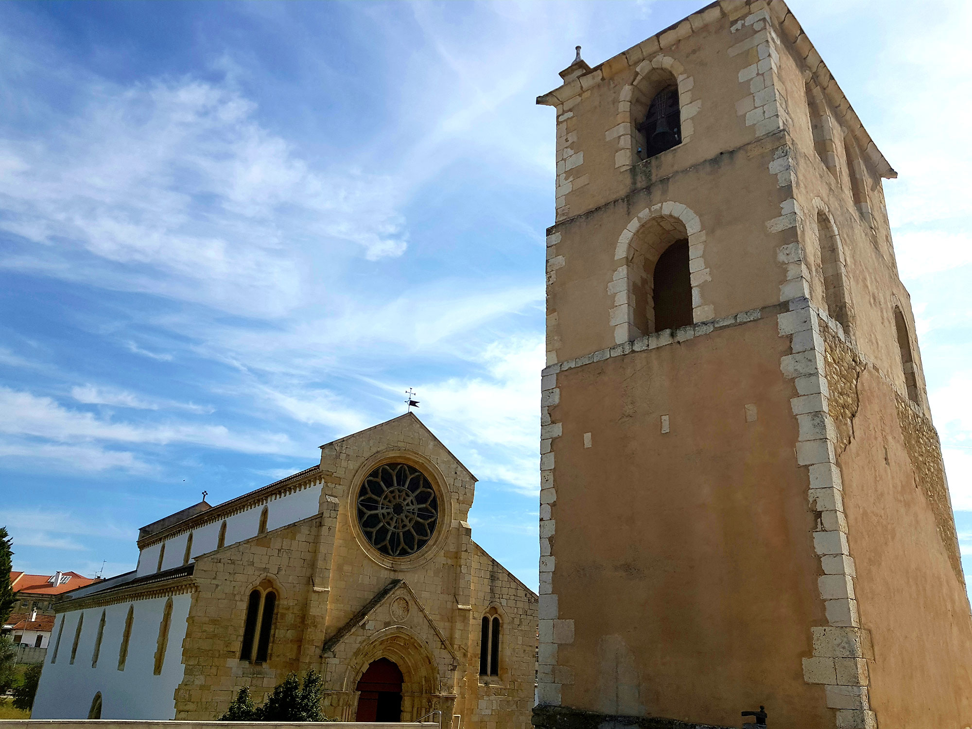 Igreja Santa Maria do Olival em Tomar 4.jpg