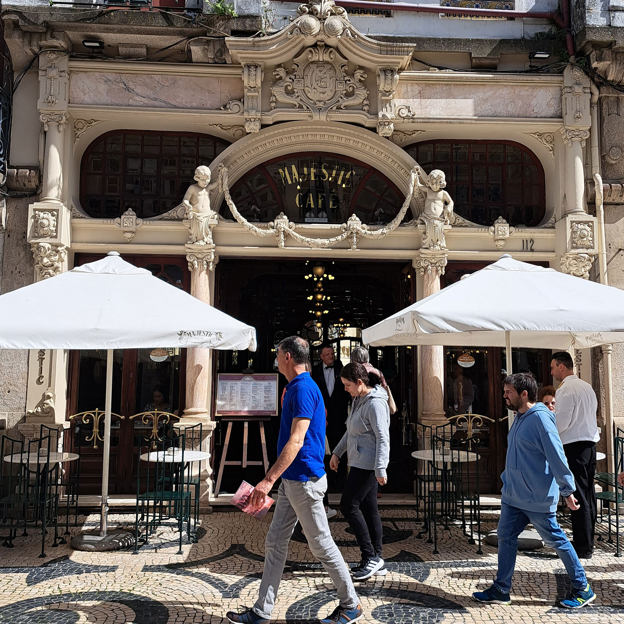 Majestic Cafe Porto Portugal (52787499398).jpg