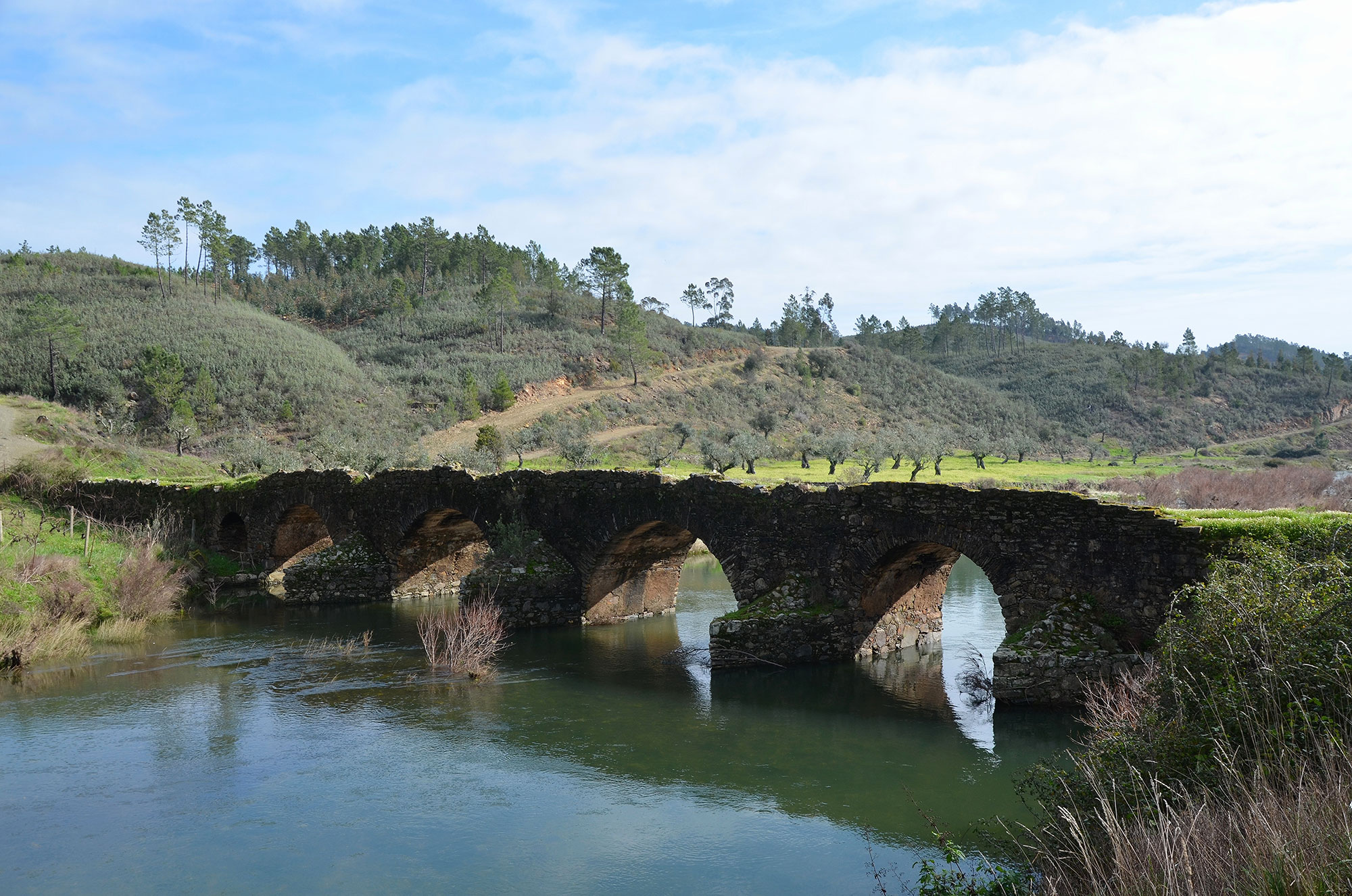 Roman Bridge, Ponte da Ladeira dos Envendos, Lusitania, Portugal (12717730593).jpg